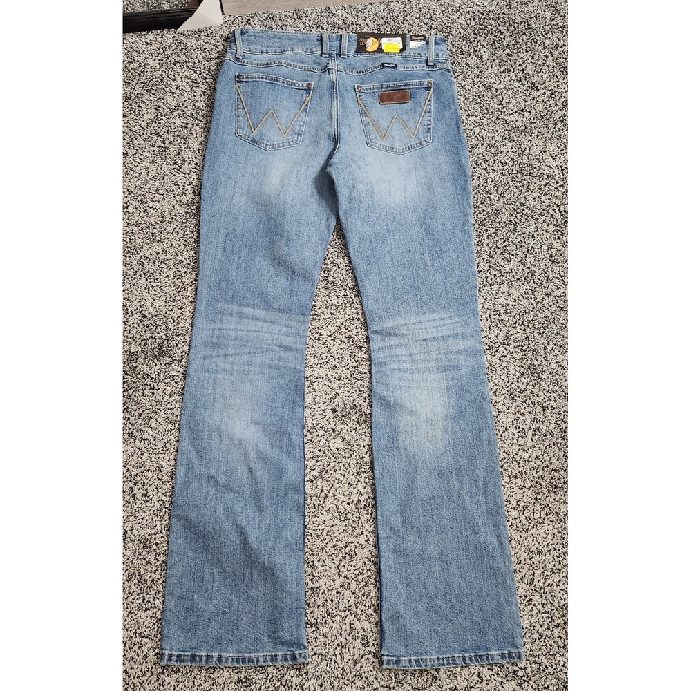 wrangler Retro boot cut jeans womens Size 13x36, 10" Rise Western Rodeo County - Picture 1 of 8